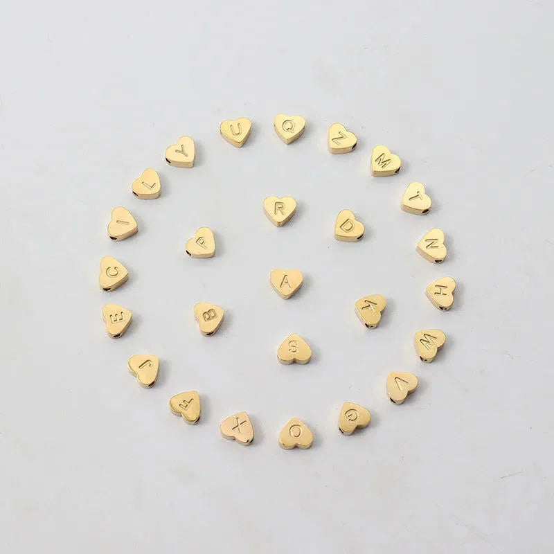 Bransoletka z literką Little-Bransoletka-Bijoume.pl